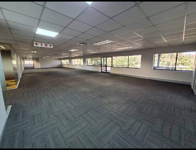 632M² OFFICE TO LET IN WOODMEAD